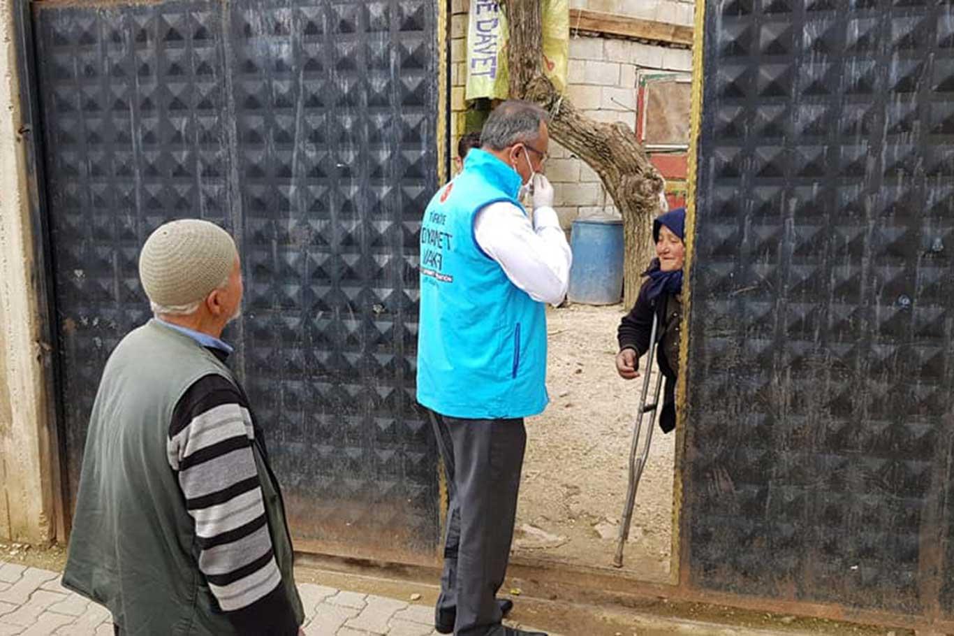Din görevlileri Vefa Destek Gruplarında gönüllü olarak görev alıyor Din görevlileri Vefa Destek Gruplarında gönüllü olarak görev alıyor
